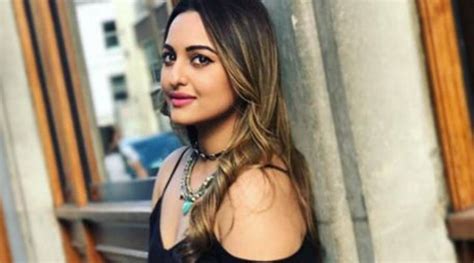 Sonakshi Sinha Admits To Being A Stalker And Her Ultimate Wish Is To Murder Someone Bollywood