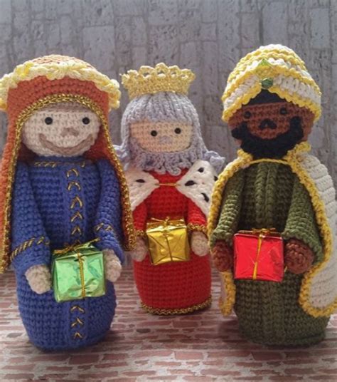 The village is famous for two of goa's famous structures. Presépio Três Reis Magos - Amigurumi no Elo7 | Atelier Bella Sissi (FB8EA6)