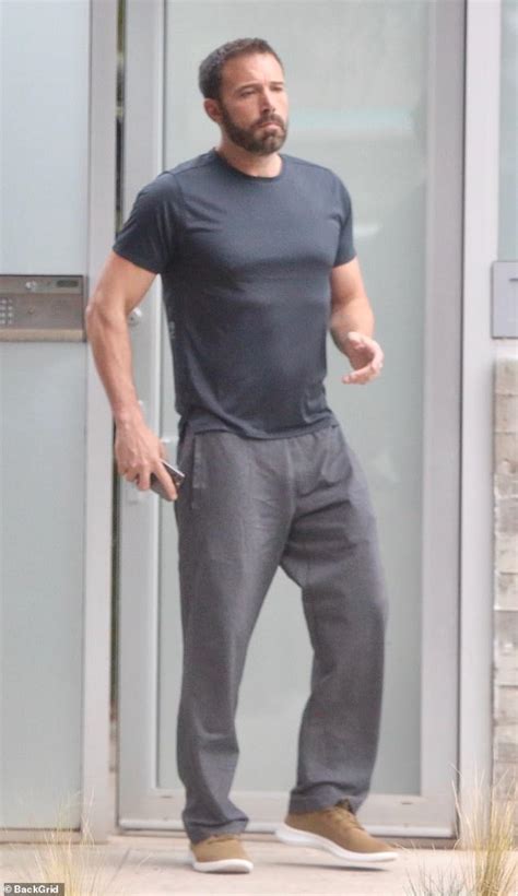 Ben Affleck Looks In Great Shape With Chiseled Abs And Bulging Biceps