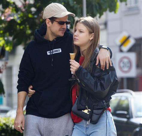 Tak iga lis wyglądała na swojej studniówce. Iga Lis podzieliła się romantycznym zdjeciem ze swoim ...