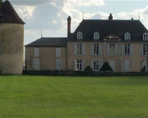Point 4 Chateau Du Perthuis At Conflans Sur Loing Points Of Interest