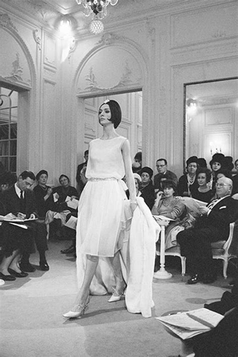Christian Dior 1905 1957 La Carrière Fulgurante De Lauteur Du New