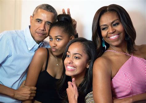 Michelle Obama Says Malia And Sasha Have Babefriends And Busy Lives