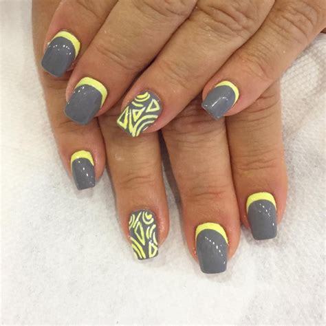 We are loving the pale yellow and green combo. 21+ Yellow Nail Art Designs, Ideas | Design Trends ...