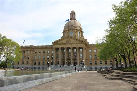 Beautiful Alberta Legislature Building Edmonton Alberta Flickr
