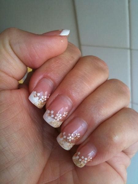 Wedding Nail Art With White And Golden Flowers 2049611 Weddbook