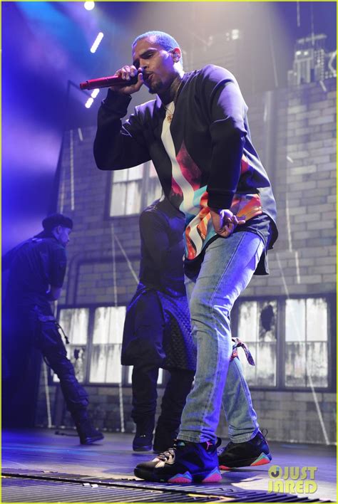 Photo Chris Brown Kicks Off The Between The Sheets Tour In Florida 03 Photo 3303771 Just