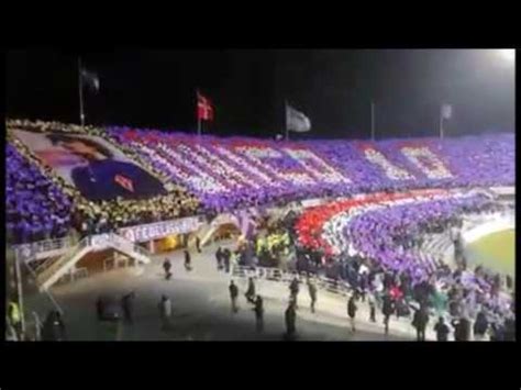 Il rosso e il bianco di firenze, il viola della fiorentina. Fiorentina - Juventus: la maestosa coreografia della curva ...