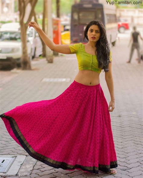 Desi Actress And Models Hot Navel Photossexy Belly Pictures In Saree