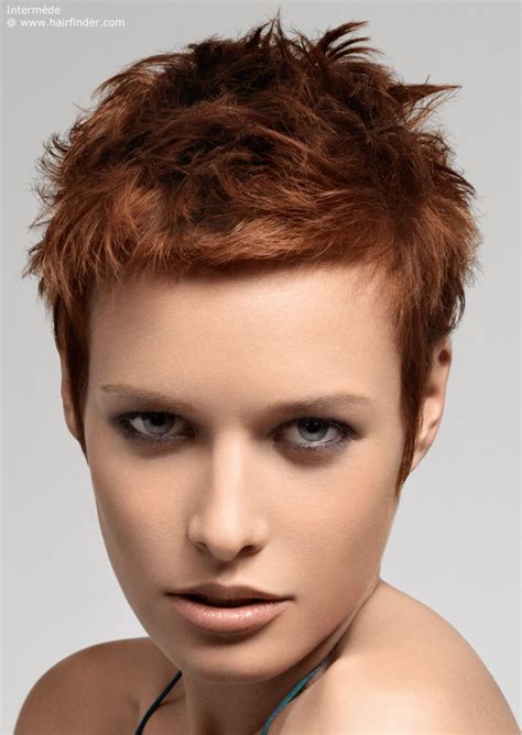 Posted by fryzurymeskie filed in fryzury, fryzury emo, fryzury gwiazd, fryzury krótkie, fryzury męskie, fryzury męskie średnie, włosy tags: Bardzo krótkie włosy - Magazyn Fryzury