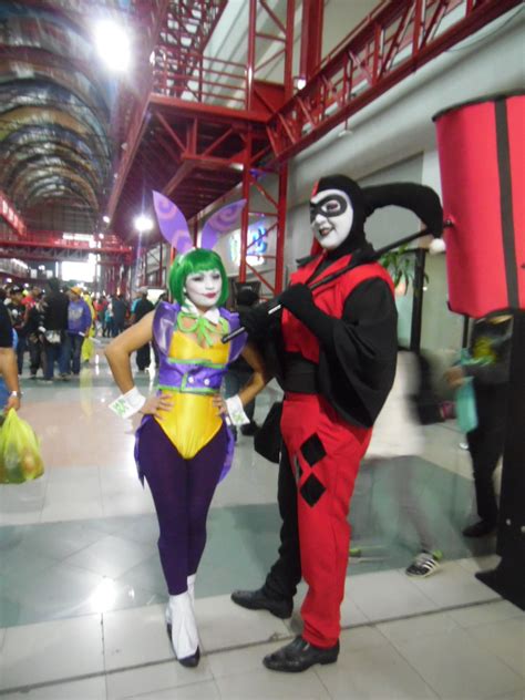 Bunny Joker Female And Male Harley Quinn Cosplay By