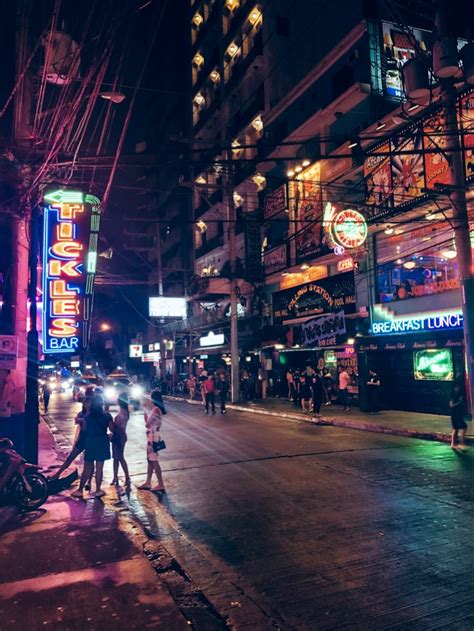 A Beginners Guide To Living In Manila Philippines