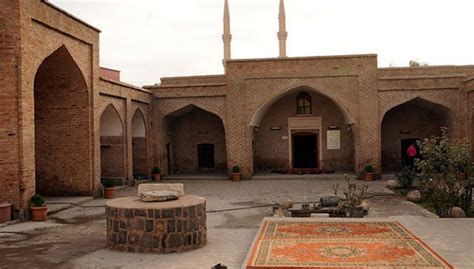 It is populated by a majority of kurds in addition to assyrian/syriac people and other minorities. Cizre halkı huzur istiyor