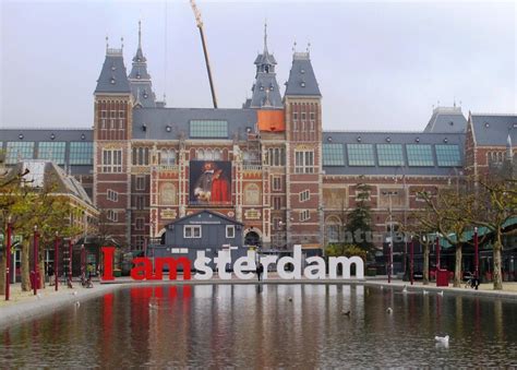 Note that amsterdam is a busy place. Amsterdam c'est une histoire d'eau - Voyages Peeters