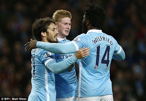 وصف موقع مانشستر سيتي الإنجليزي نجمي الفريق رياض محرز وكيفين دي بروين بالثنائي المُزعج من خلال تقرير مُطول لخص فيه مشوار السيتي في دوري الأبطال. السيتي يتوازن بفوز رباعي | عدن سبورت