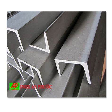 Thanh U Inox 304 Tìm Hiểu Ứng Dụng Và Bí Quyết Chọn Mua Thông Minh