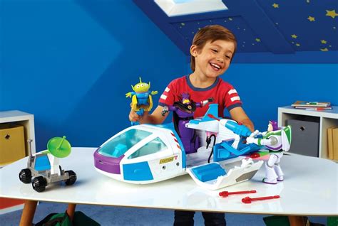 Disney Pixar Toy Story Buzz Lightyear Star Command Spaceship Playset