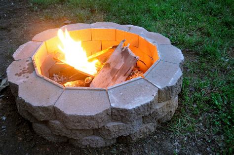Diy Fire Pit Cute Diy Projects Outdoor Diy Projects Backyard Projects