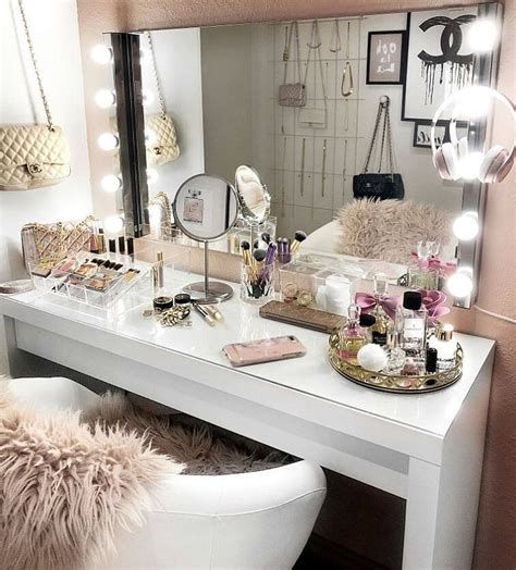20 Best Makeup Vanities And Cases For Stylish Bedroom Sala Glam Home