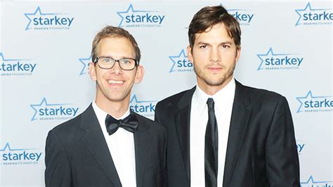 Ashton Kutchers Twin Meet His Brother Michael Hollywood Life