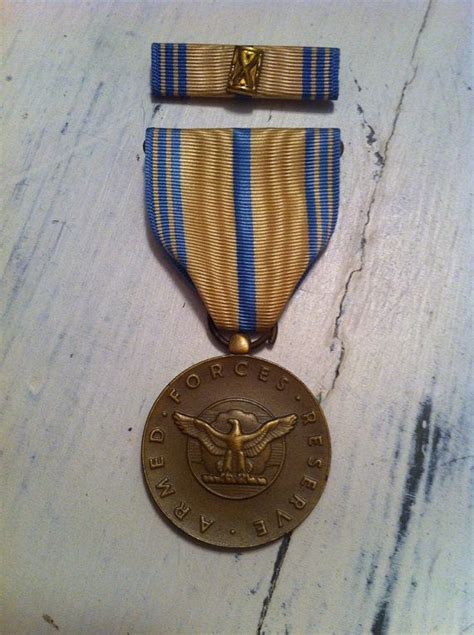 Armed Forces Reserve Service Medal And Ribbon With 30 Year Device