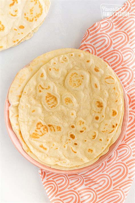 Homemade Flour Tortillas Easy Recipe W Step By Step Instructions