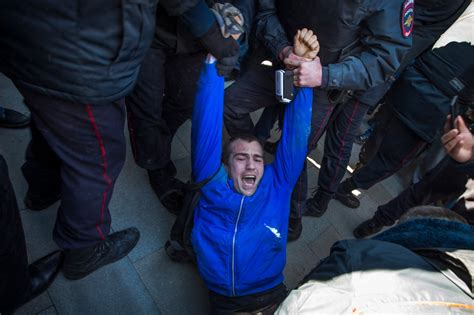 See Photos Of Russian Citizens Protesting Against Government Corruption The Washington Post