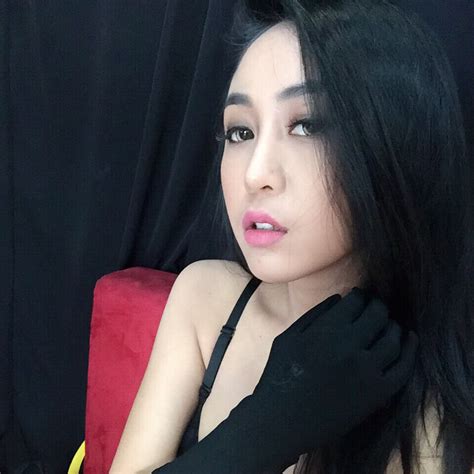Josie Putri Seksi Selfie Foto Top Model Video Bokep Ngentot