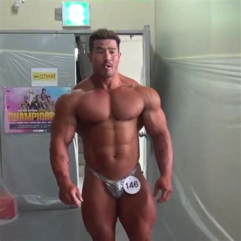 Korean Sexy Bodybuilder Not Naked Thisvid Hot Sex Picture