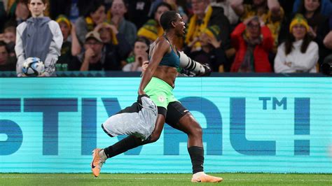 Oshoala Angers Dad Super Falcons Attacker Explains Situation After Wild Women S World Cup