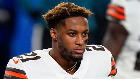 Denzel Ward Signed To Five Year 1005m Extension With Cleveland