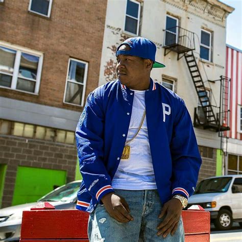Right after the intro skit you hear him next to black thought. Jadakiss | Gangsta rap hip hop, Black hollywood, Gangsta rap