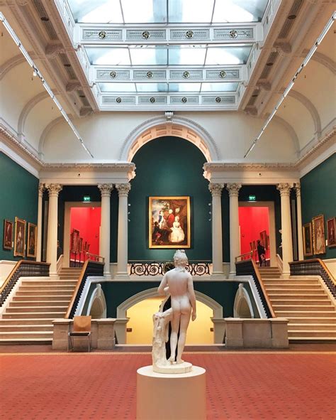 National Gallery Of Ireland Accidentally Wes Anderson