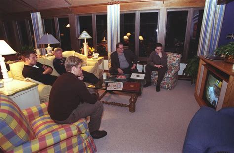 I never wanted this book to end. FLASHBACK: Clinton, Weinstein, Damon & Affleck Watch 'Good ...