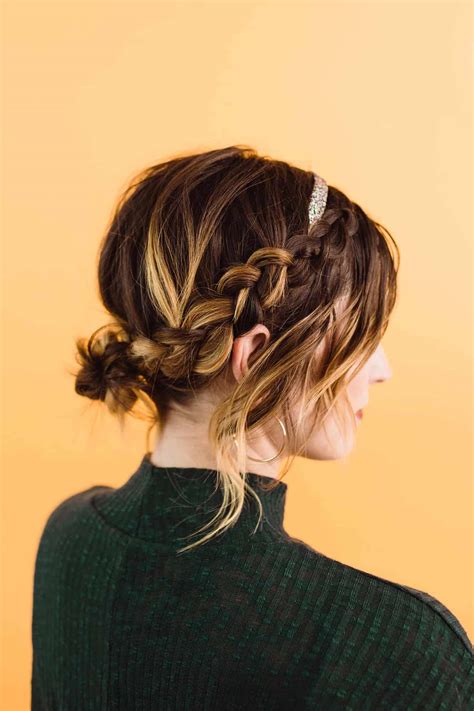 So, let us find out some easy updo hairstyles this hairstyle looks best when you do it with medium length hair. Easy Updo Styles for Medium or Long Hair | HandMade Finest