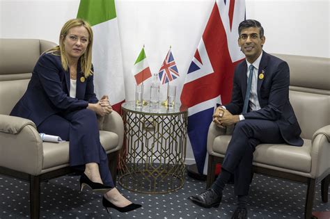 Sunak discusses ‘illegal migration’ with Italy’s new far-right PM | The
