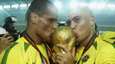 This is the story of ronaldo, il fenomeno, who made his name way. How far could Ronaldo have gone without his injuries ...