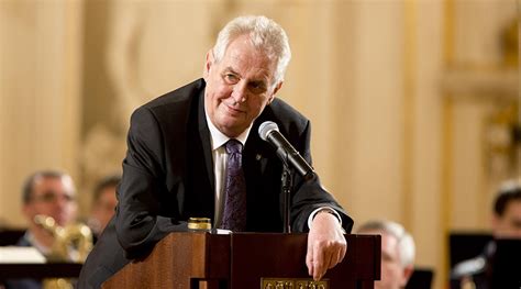 Miloš zeman, prezident české republiky. Prezident Zeman bude znovu kandidovat