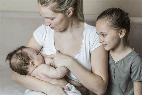 13 Real Breastfeeding Questions On Smoking Drinking And More Answered