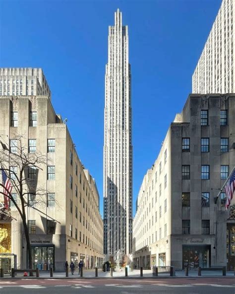 Central Park Tower Officially Tops Out 1550 Feet Above Midtown