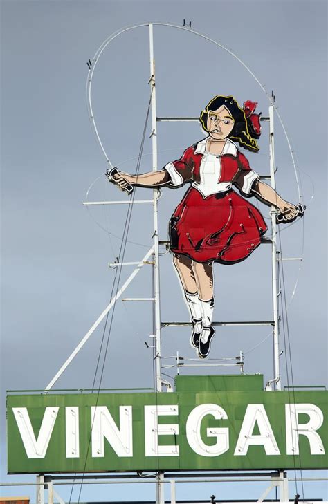 View Of Skipping Girl Vinegar Sign In Victoria St Abbotsford To Be Protected Daily Telegraph