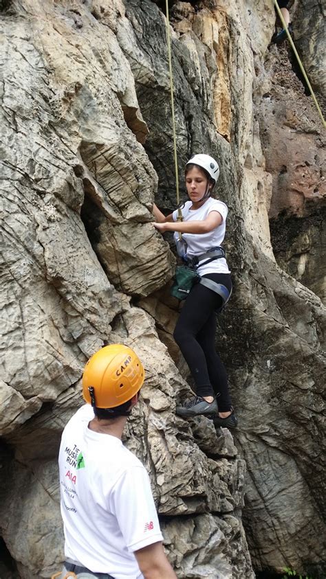 Batu caves happen to be a popular and iconic attraction in selangor. Rock climbing guide & courses, climbing equipment rental ...