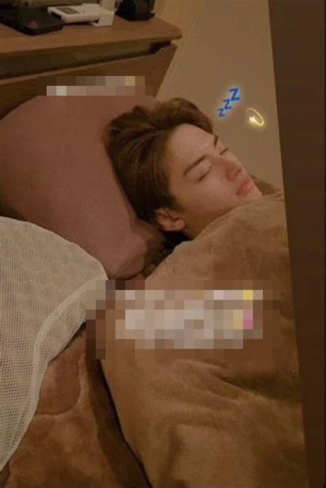 사생팬과 성스캔들 데뷔 앞둔 19세 아이돌 침대 사진 유출 시애틀 뉴스 핫이슈