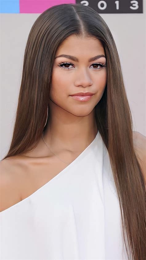 A Glimpse At Zendaya S Most Iconic Hair Transformatio