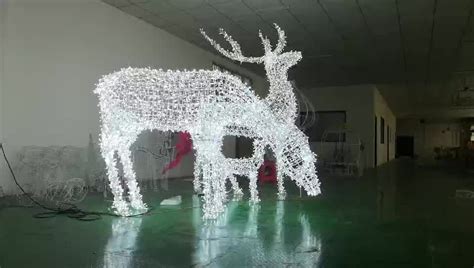 Did you scroll all this way to get facts about outdoor reindeer? Large Outdoor Christmas Reindeer Light - Buy Led Reindeer ...