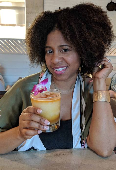 Take Your Taste Buds on Vacation: Tommy Bahama Restaurant Review