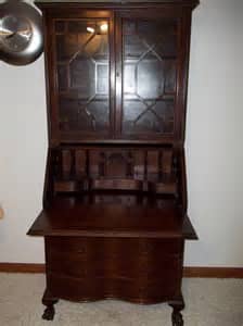 Rustic white secretary desk with hutch #farmhouse #vintagesecretarydesk ★ modern, antique, and vintage secretary desk design ideas to fit in the living room and other rooms as well. Vintage Antique Mahogany Serpentine Front Secretary Desk ...