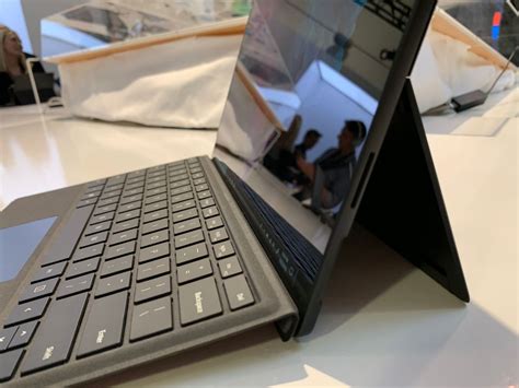 Testing conducted by microsoft in september 2018 using refunds will take into account the discount. Surface Pro 6 Hands-on: Serious Quad-Core Power, Sleek ...