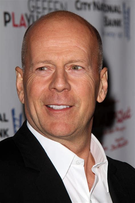 Bruce willis news, gossip, photos of bruce willis, biography, bruce willis girlfriend list 2016. Bruce Willis spielt wieder John McClane
