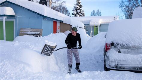 Alaska Buried In Snow Emergency Declare In Anchorage Youtube
